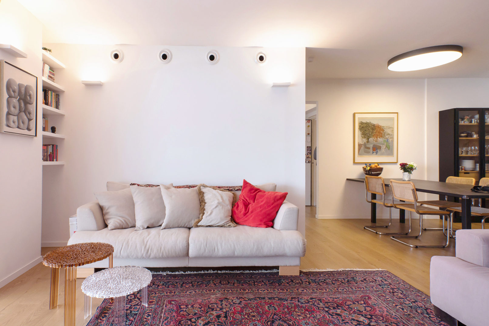 Apartment in Tel Aviv - Living Room - 10