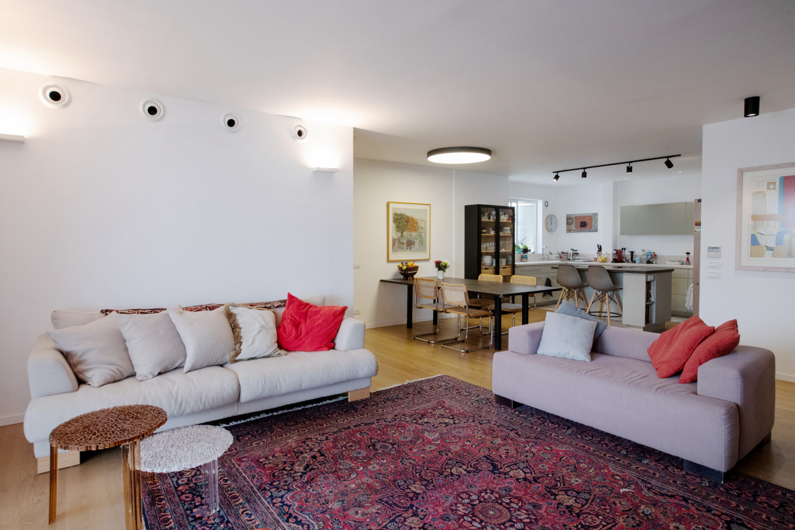 Apartment in Tel Aviv - Living Room - 14