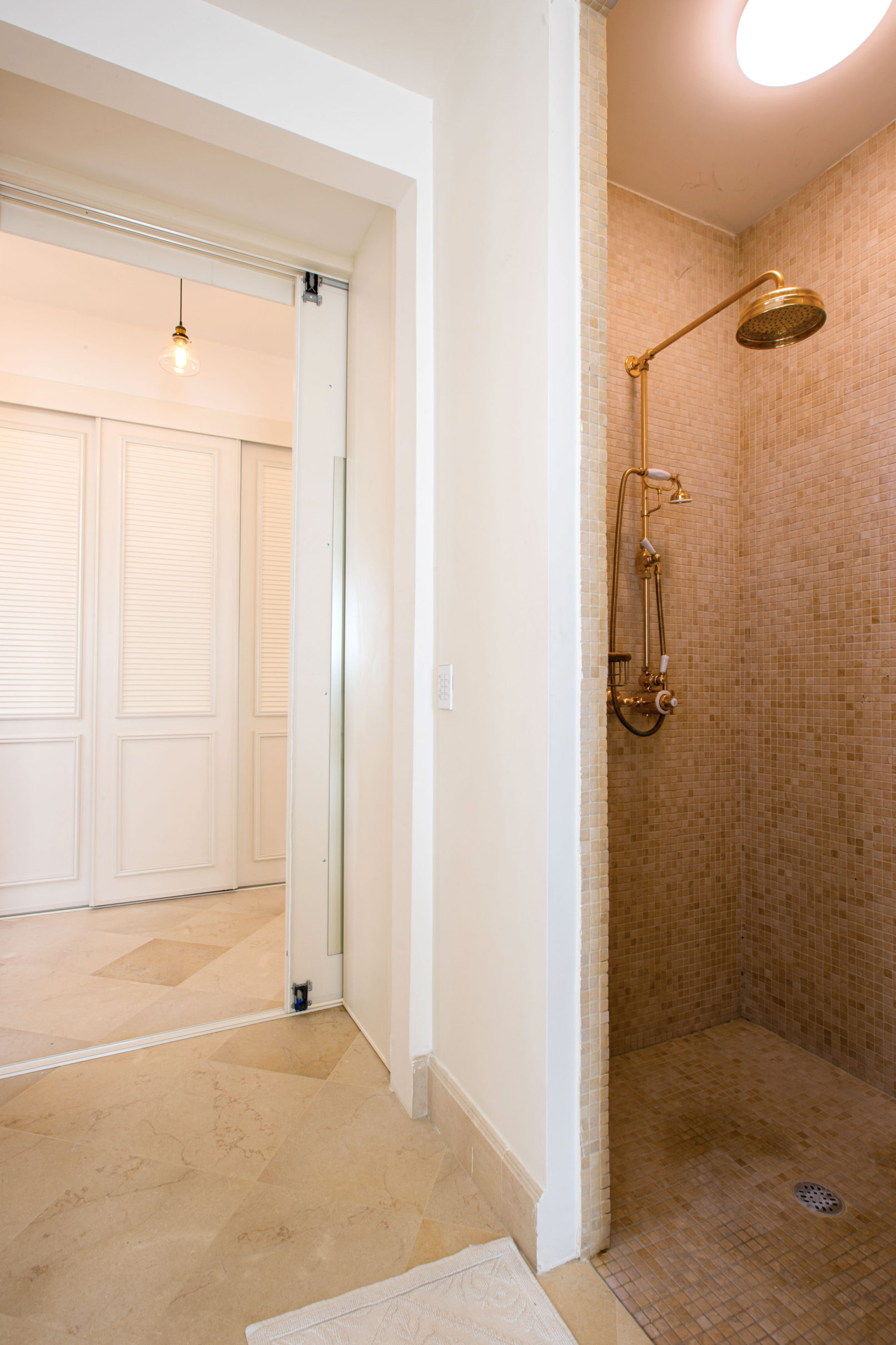 House in Beit Zayit - Bathroom - 4